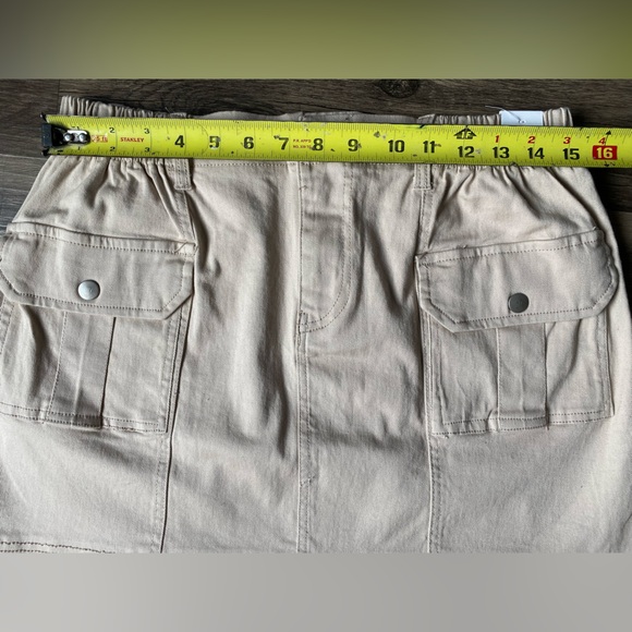 NWT Rue21 Light Tan Cargo Skirt Size L - Picture 2 of 8